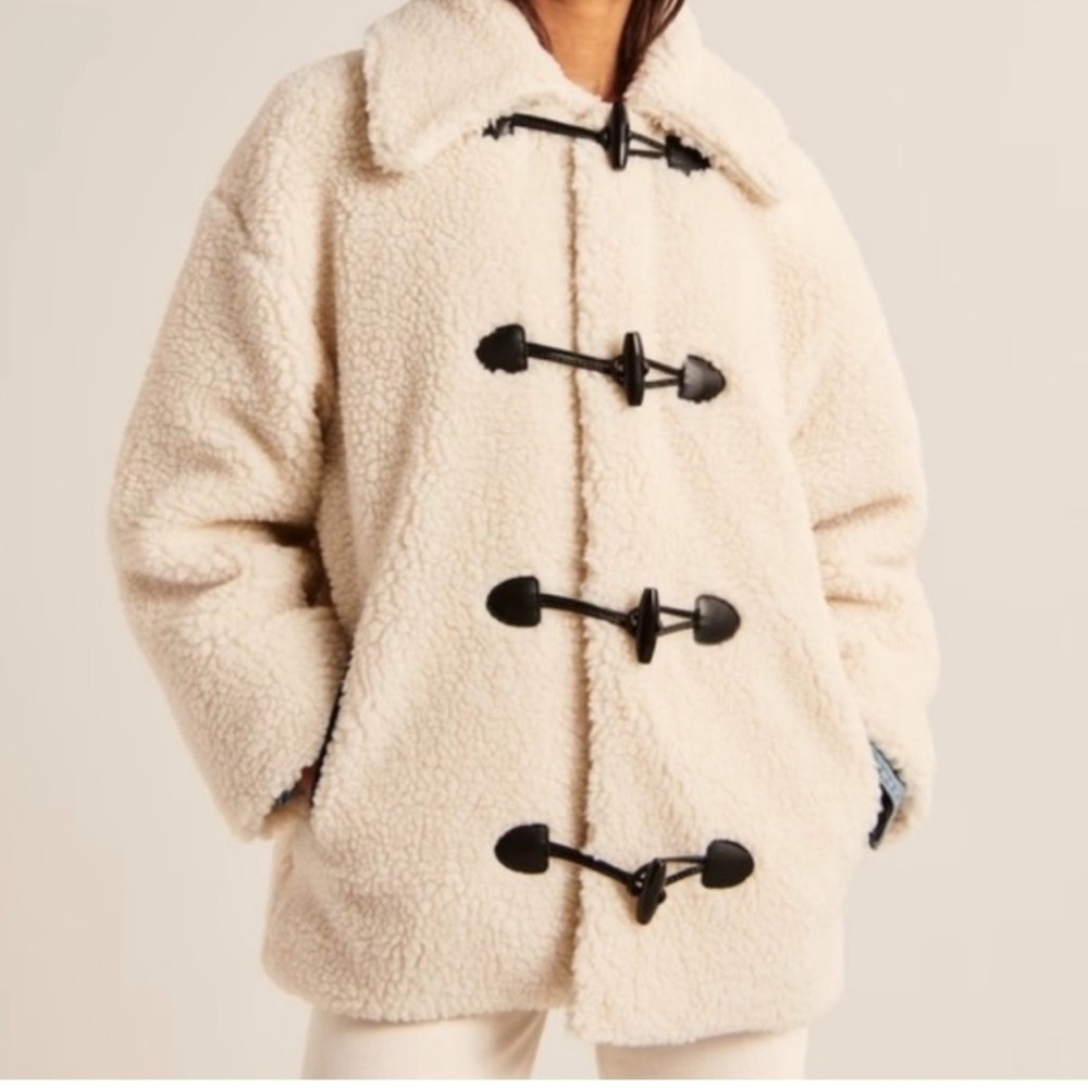 Abercrombie Sherpa jacket size Small